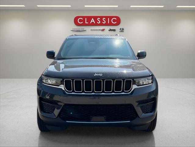 new 2025 Jeep Grand Cherokee car, priced at $41,425