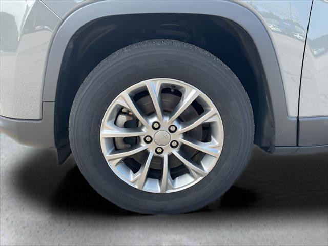 used 2021 Jeep Cherokee car, priced at $26,990