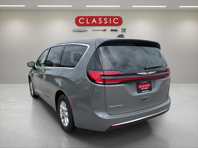 new 2025 Chrysler Pacifica car, priced at $46,220