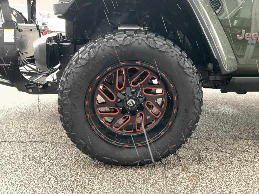 used 2021 Jeep Gladiator car, priced at $35,990