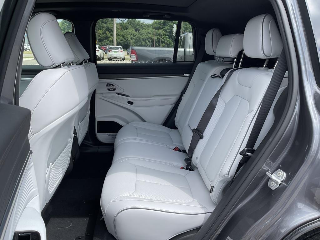 new 2025 Jeep Wagoneer S car, priced at $55,950