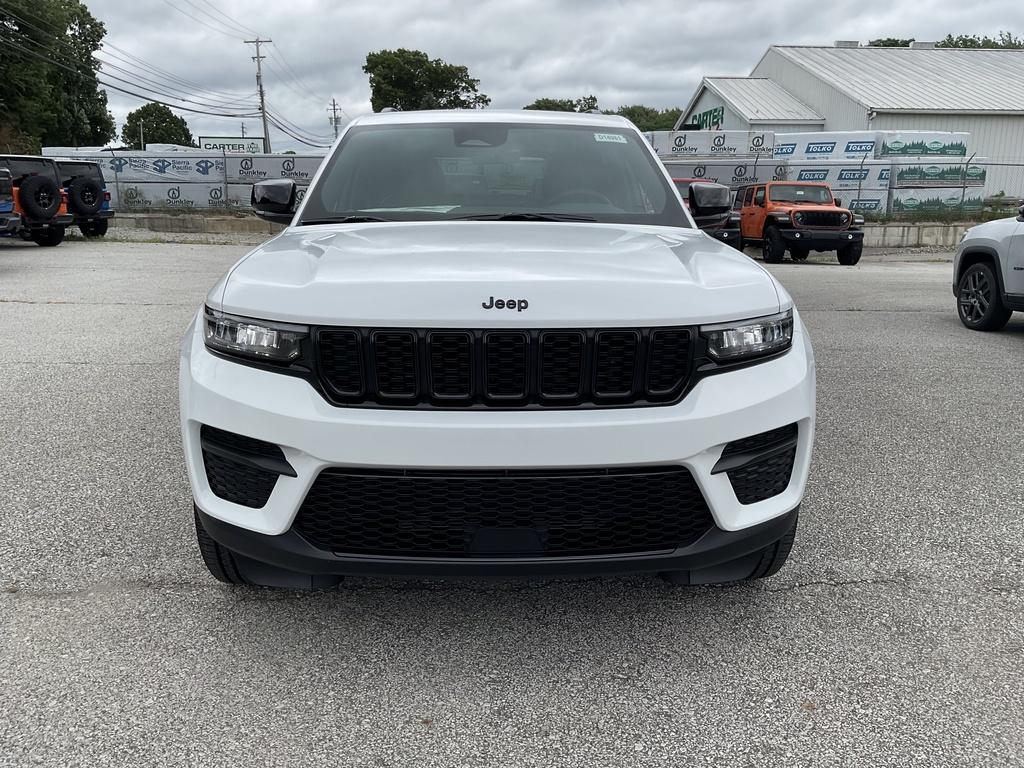 new 2025 Jeep Grand Cherokee car, priced at $46,459