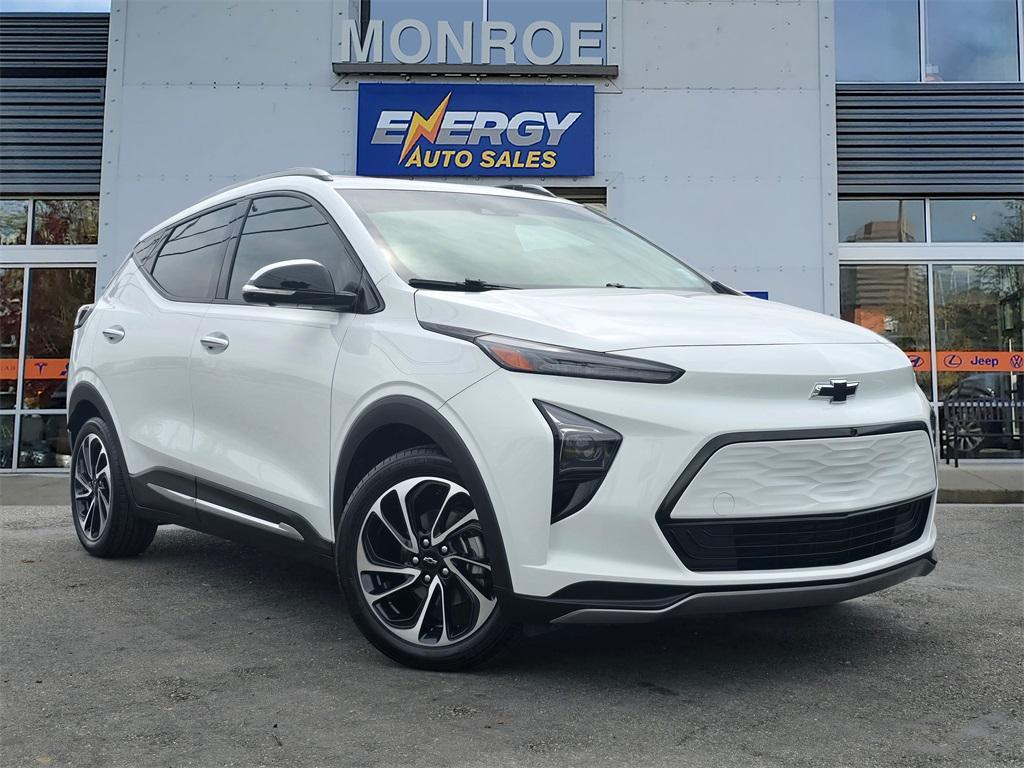 used 2022 Chevrolet Bolt EUV car, priced at $19,500