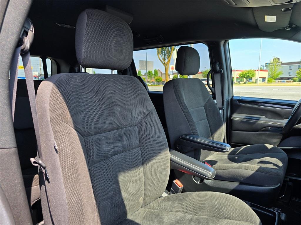 used 2018 Dodge Grand Caravan car