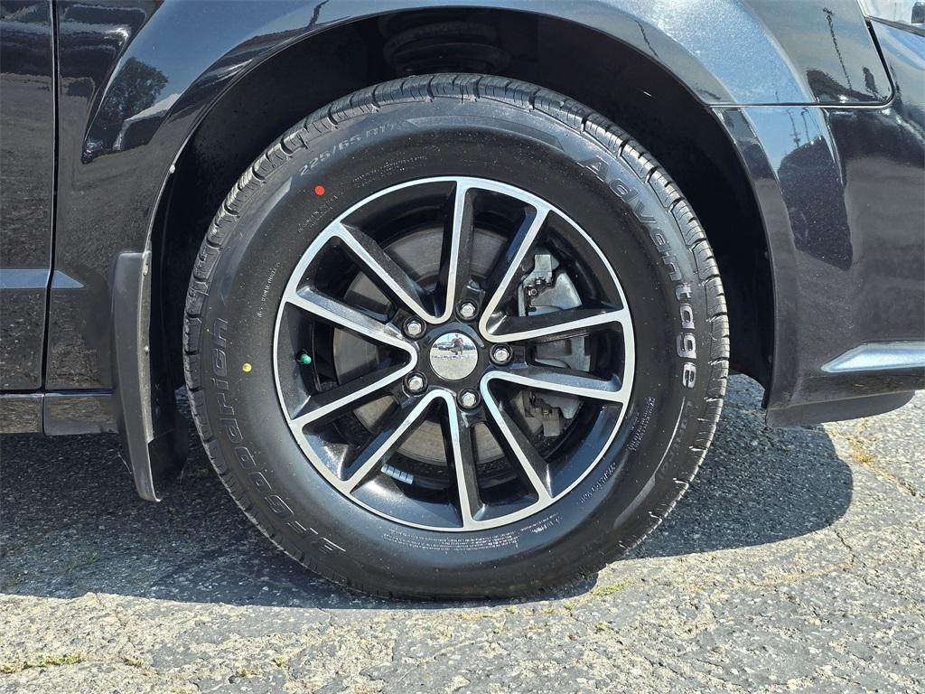 used 2018 Dodge Grand Caravan car