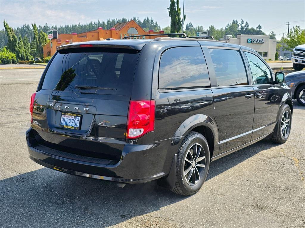 used 2018 Dodge Grand Caravan car