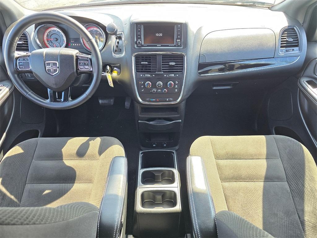used 2018 Dodge Grand Caravan car