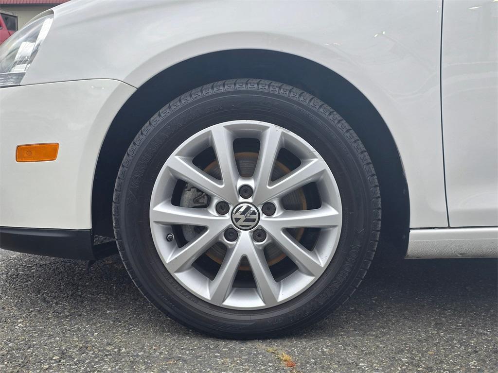 used 2010 Volkswagen Jetta car, priced at $9,980