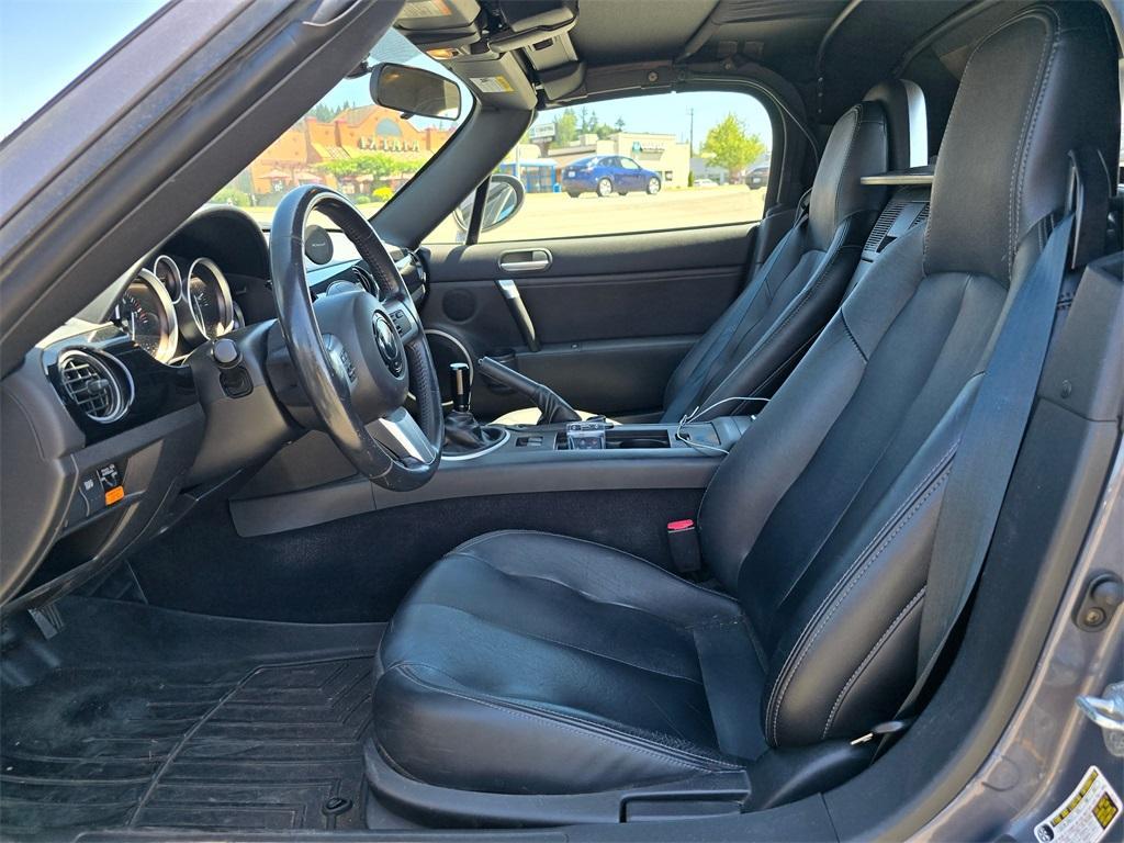 used 2006 Mazda MX-5 Miata car, priced at $12,980