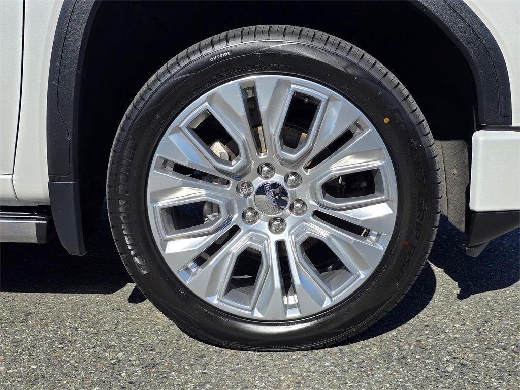 used 2021 GMC Sierra 1500 car, priced at $34,990