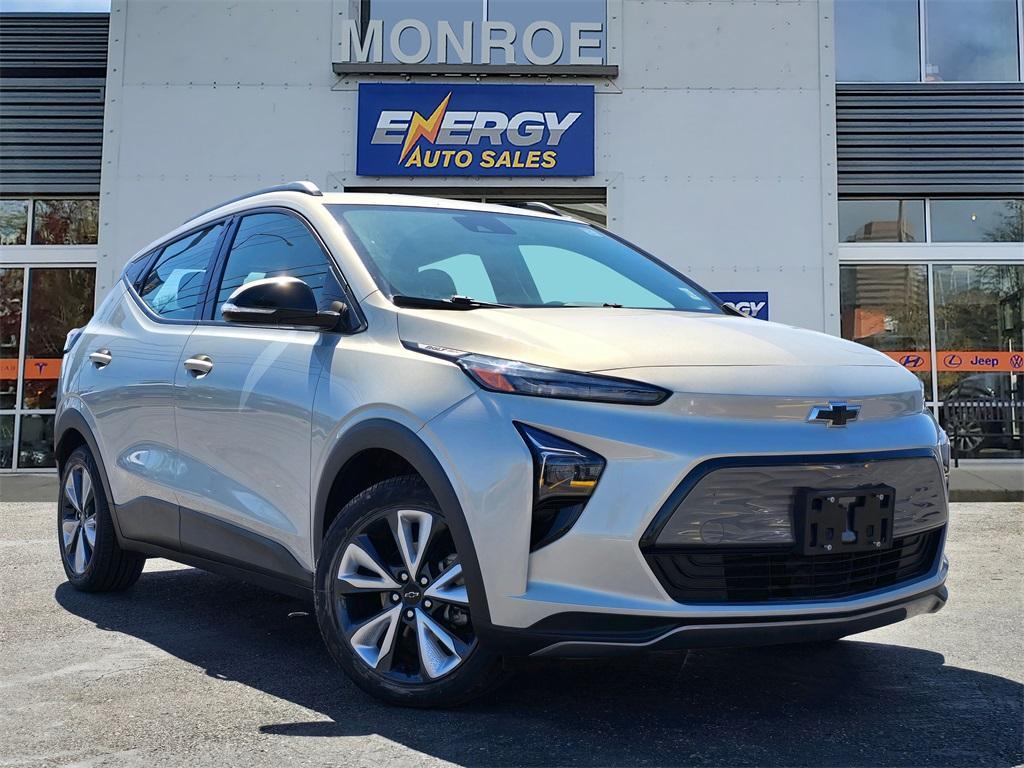 used 2022 Chevrolet Bolt EUV car, priced at $18,600