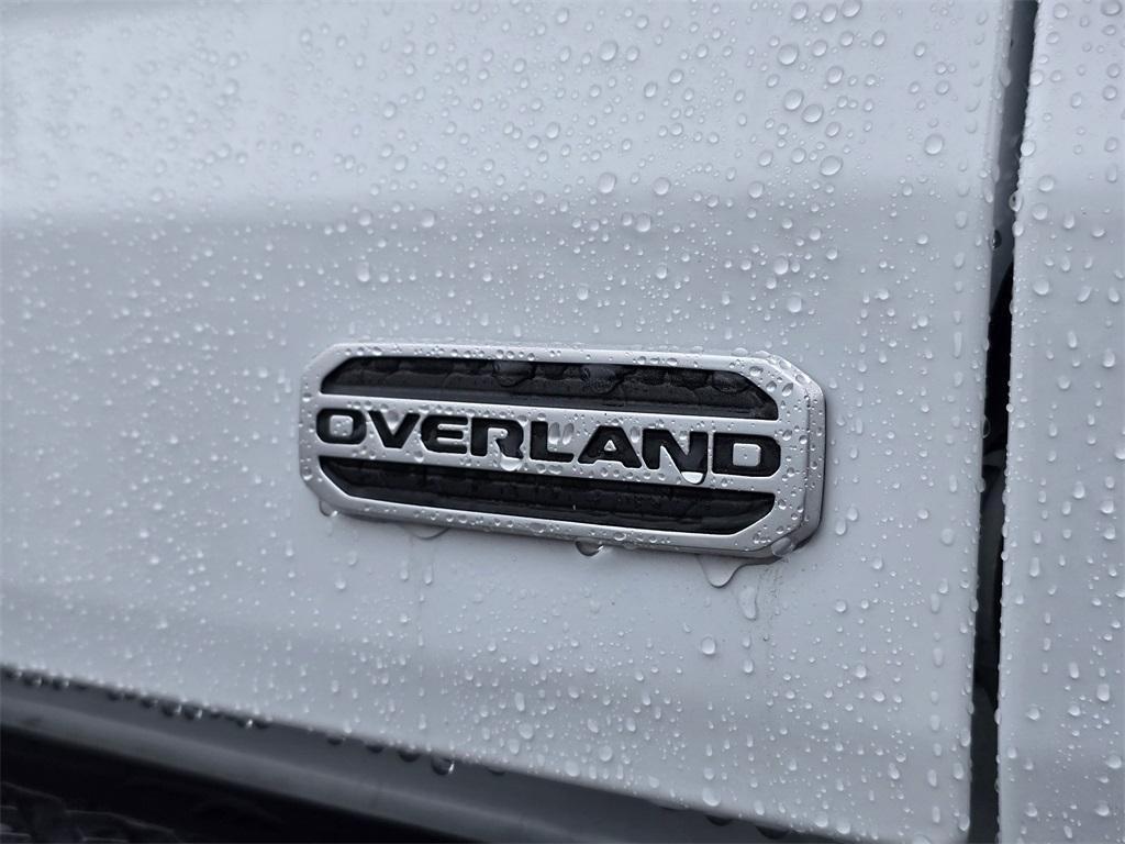 used 2022 Jeep Gladiator car, priced at $33,980