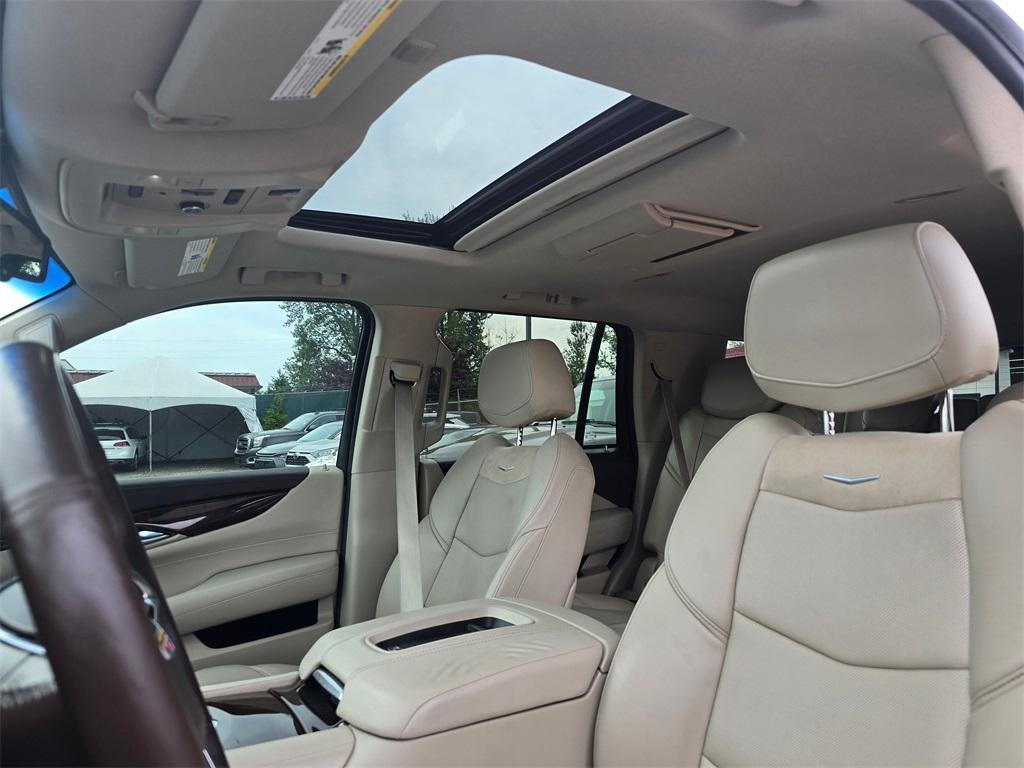 used 2016 Cadillac Escalade car, priced at $24,980