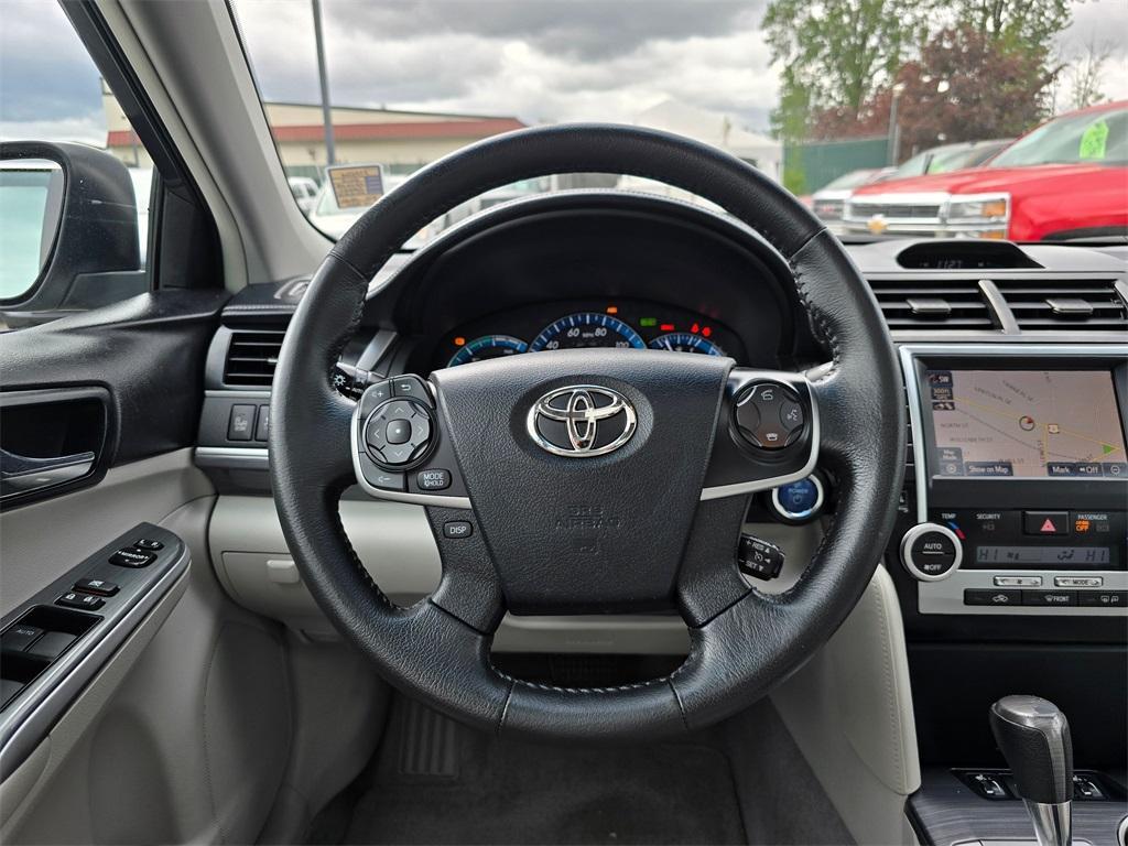 used 2012 Toyota Camry Hybrid car, priced at $14,780