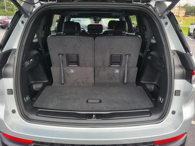 new 2025 Jeep Grand Cherokee L car, priced at $45,817