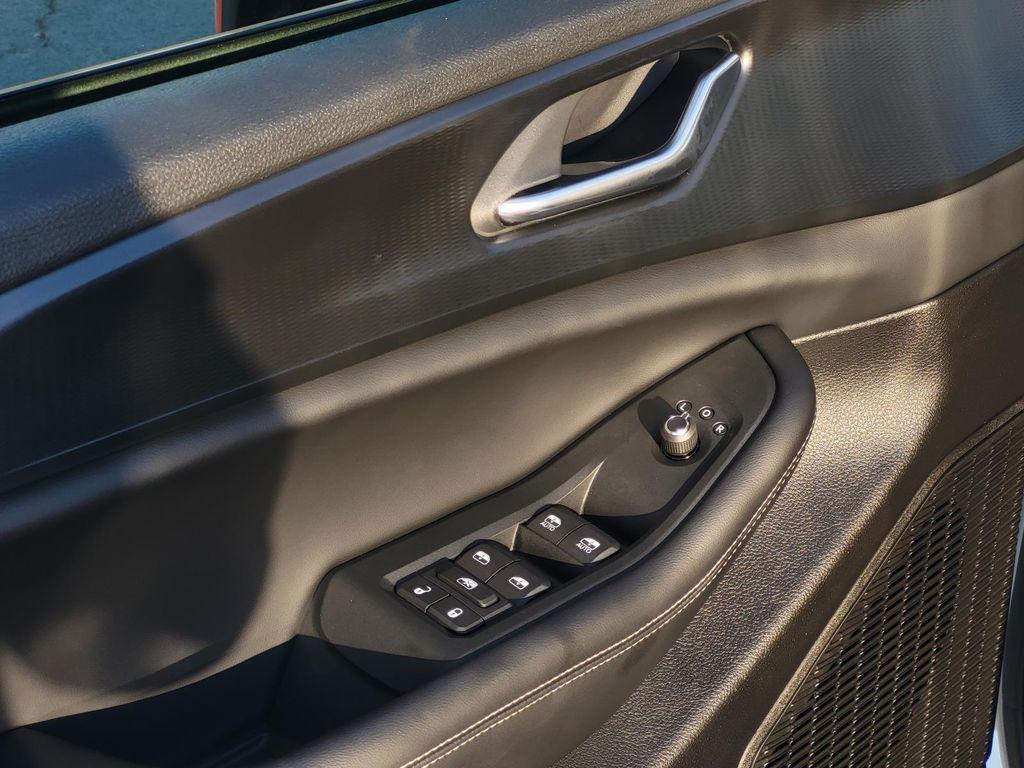 new 2025 Jeep Grand Cherokee car, priced at $42,380
