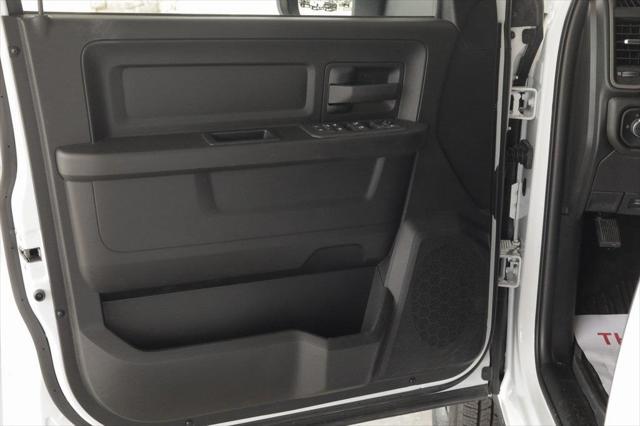new 2025 Ram 3500 car, priced at $69,070