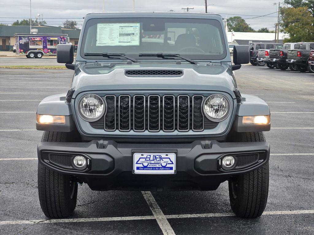 new 2025 Jeep Gladiator car, priced at $46,805