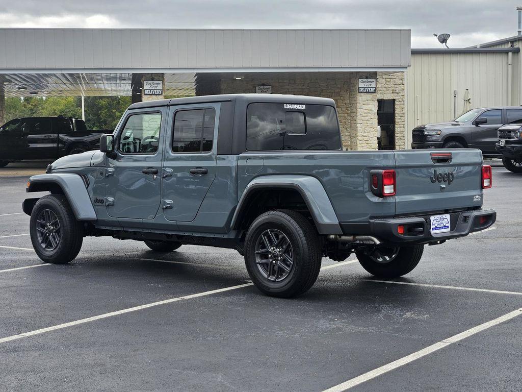 new 2025 Jeep Gladiator car, priced at $46,805