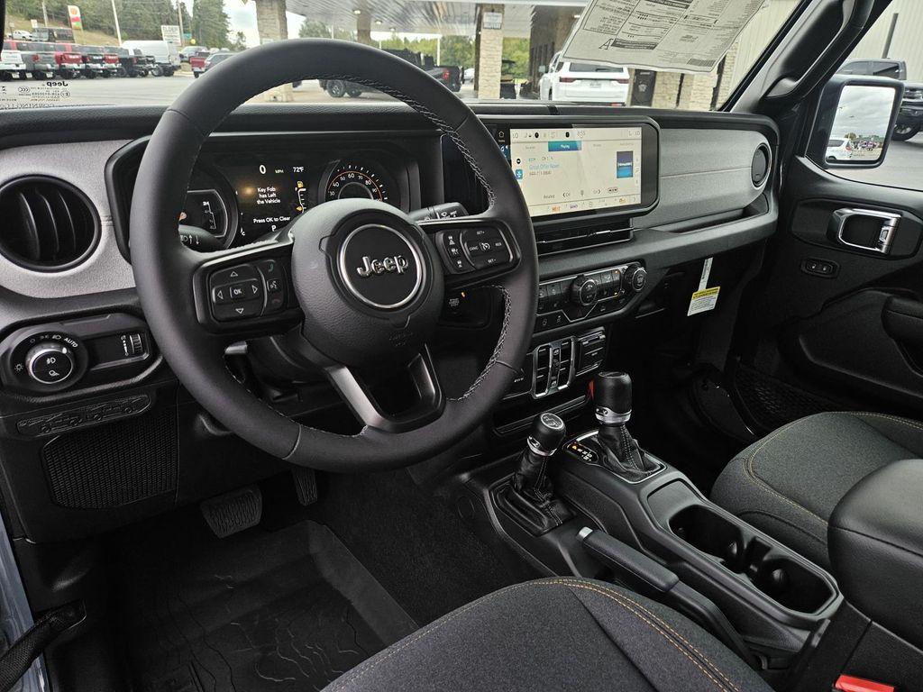 new 2025 Jeep Gladiator car, priced at $46,805