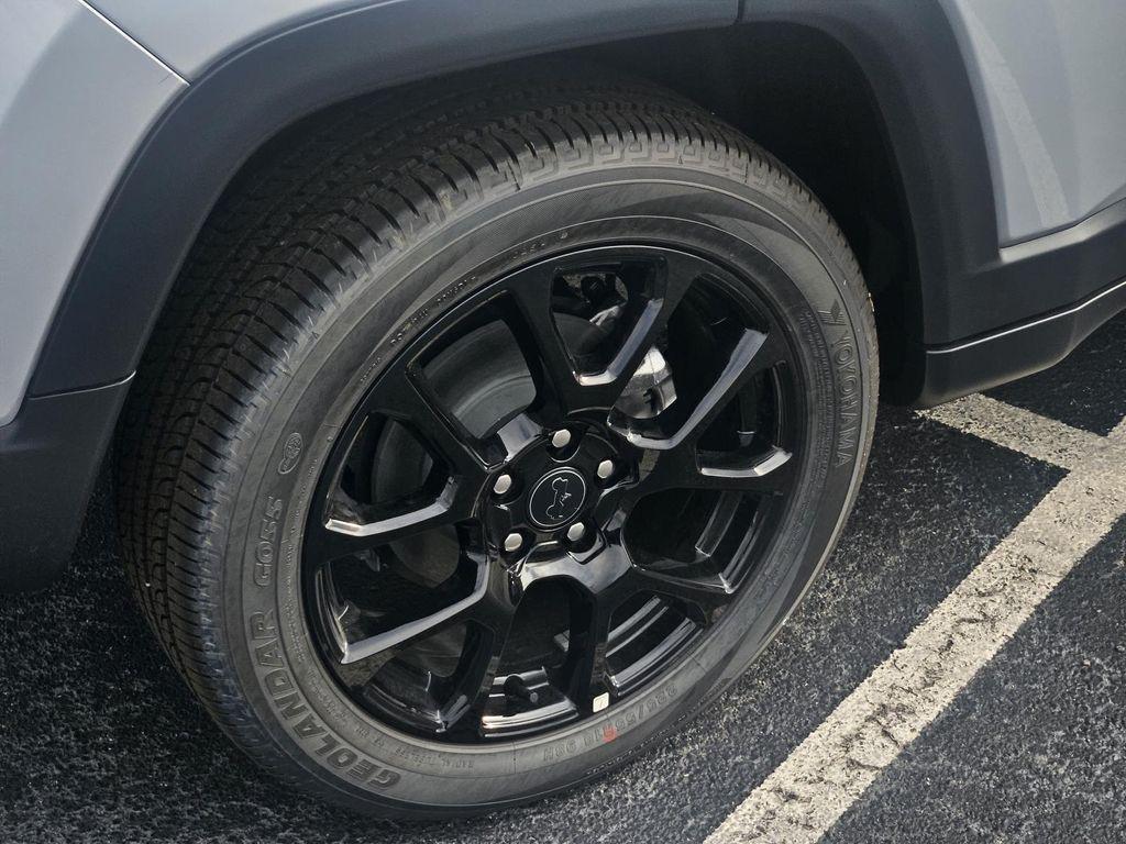 new 2026 Jeep Compass car, priced at $33,410