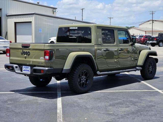 new 2025 Jeep Gladiator car, priced at $45,794