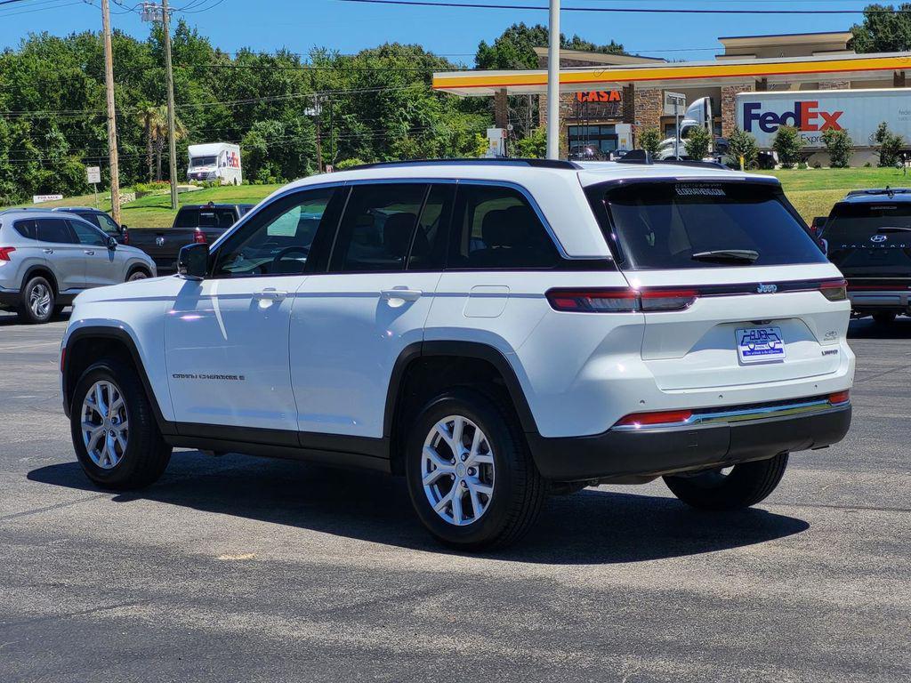used 2022 Jeep Grand Cherokee car, priced at $28,995