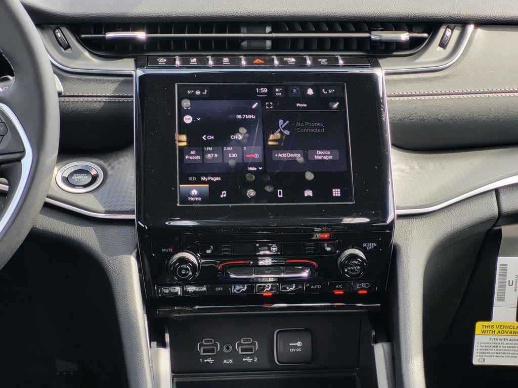 new 2025 Jeep Grand Cherokee car, priced at $41,475