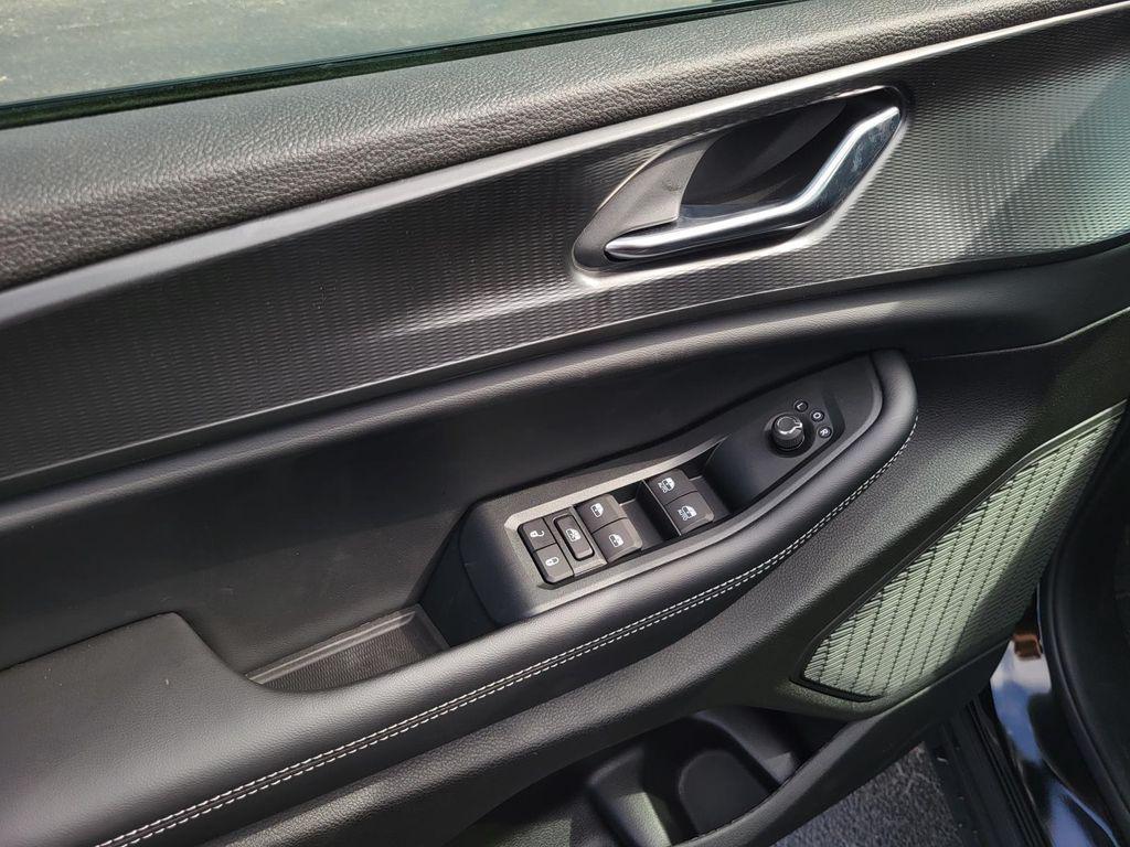 new 2025 Jeep Grand Cherokee car, priced at $41,475