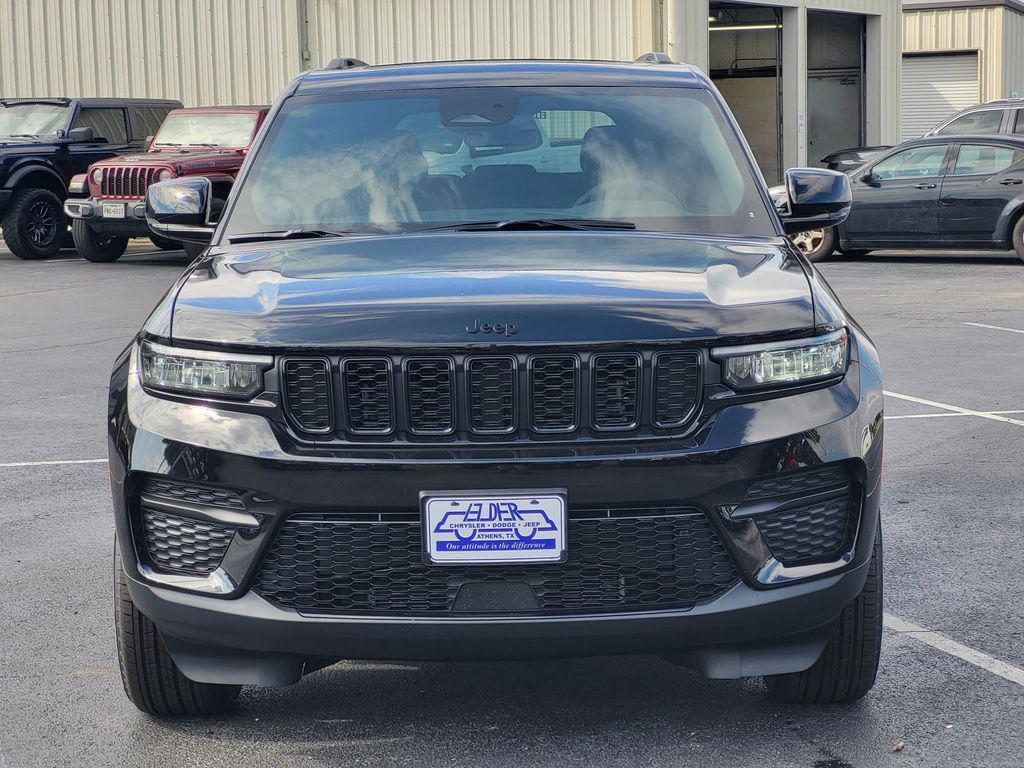 new 2025 Jeep Grand Cherokee car, priced at $41,475
