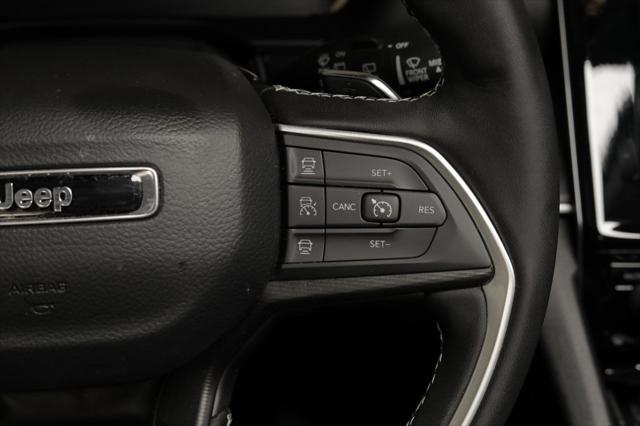 used 2025 Jeep Grand Cherokee car, priced at $35,995