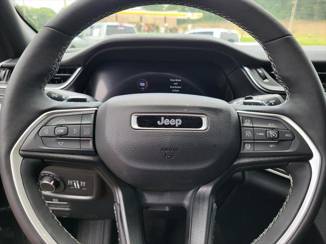 used 2025 Jeep Grand Cherokee car, priced at $35,995