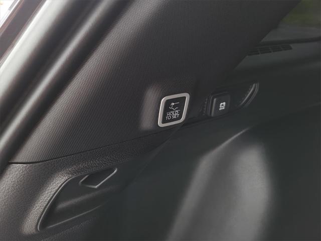 used 2025 Jeep Grand Cherokee car, priced at $35,995
