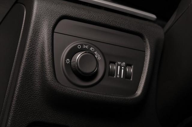 used 2025 Jeep Grand Cherokee car, priced at $35,995