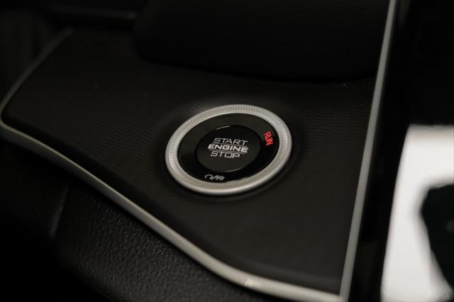 used 2025 Jeep Grand Cherokee car, priced at $35,995