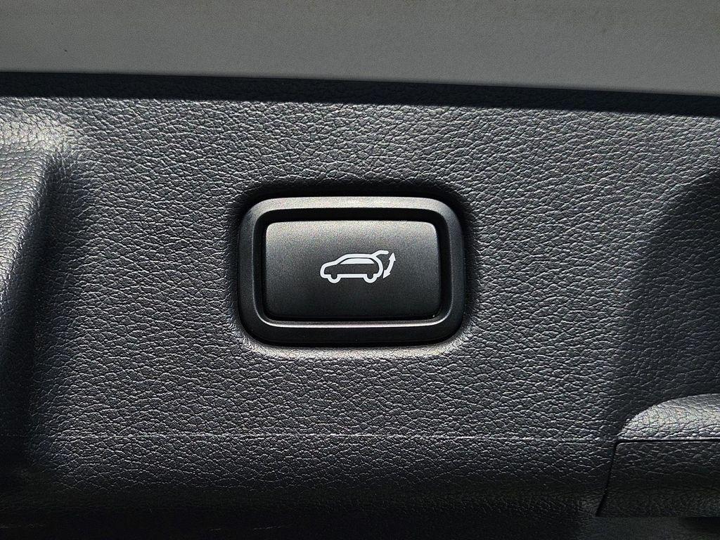 used 2024 Hyundai Palisade car, priced at $33,795