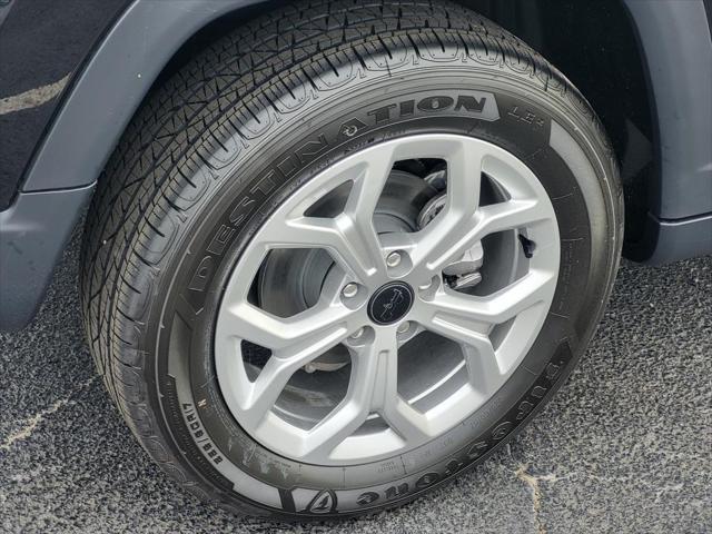 new 2025 Jeep Compass car
