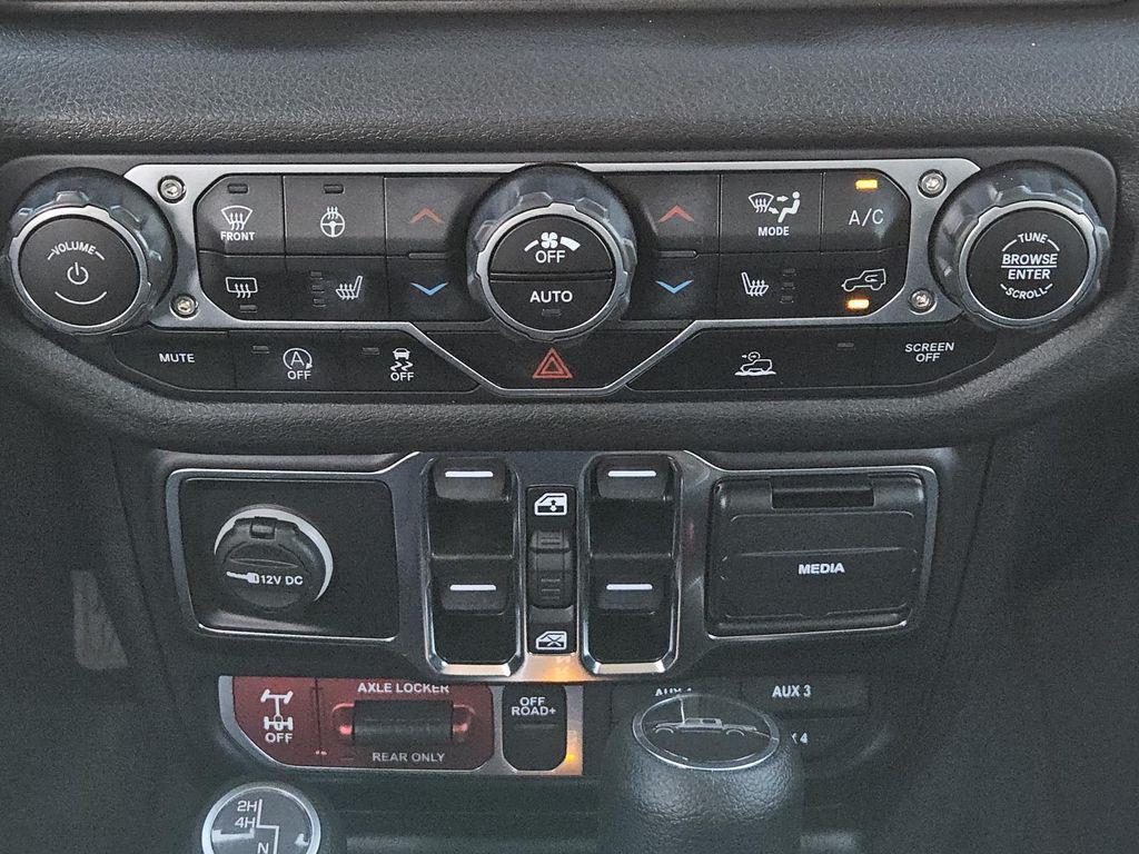 used 2024 Jeep Gladiator car, priced at $39,995