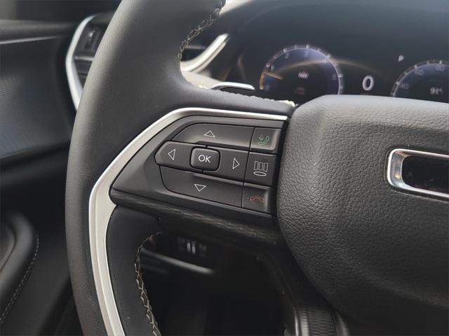 used 2024 Jeep Grand Cherokee car, priced at $32,995
