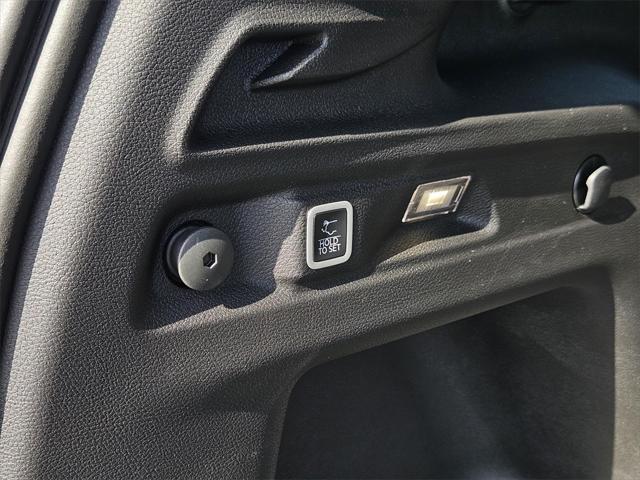 new 2025 Jeep Grand Cherokee L car, priced at $52,937