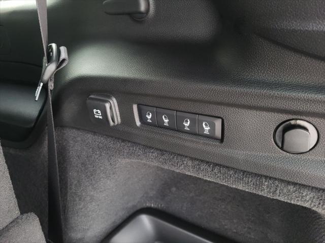 new 2025 Jeep Grand Cherokee L car, priced at $67,921