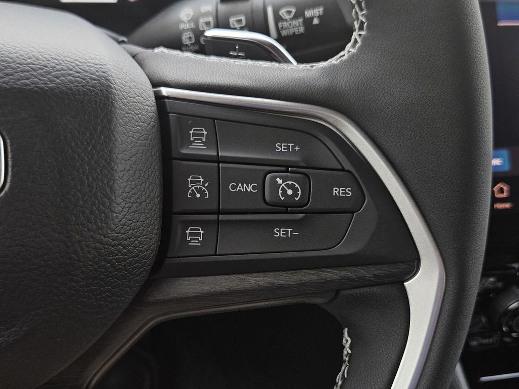 new 2025 Jeep Grand Cherokee L car, priced at $46,995