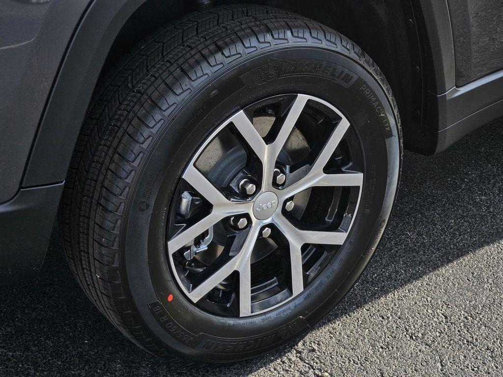 new 2025 Jeep Grand Cherokee L car, priced at $46,995