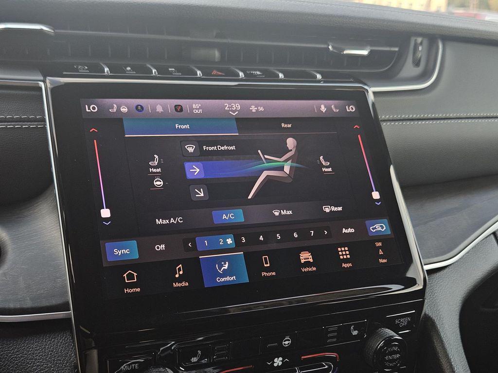 new 2025 Jeep Grand Cherokee L car, priced at $46,995