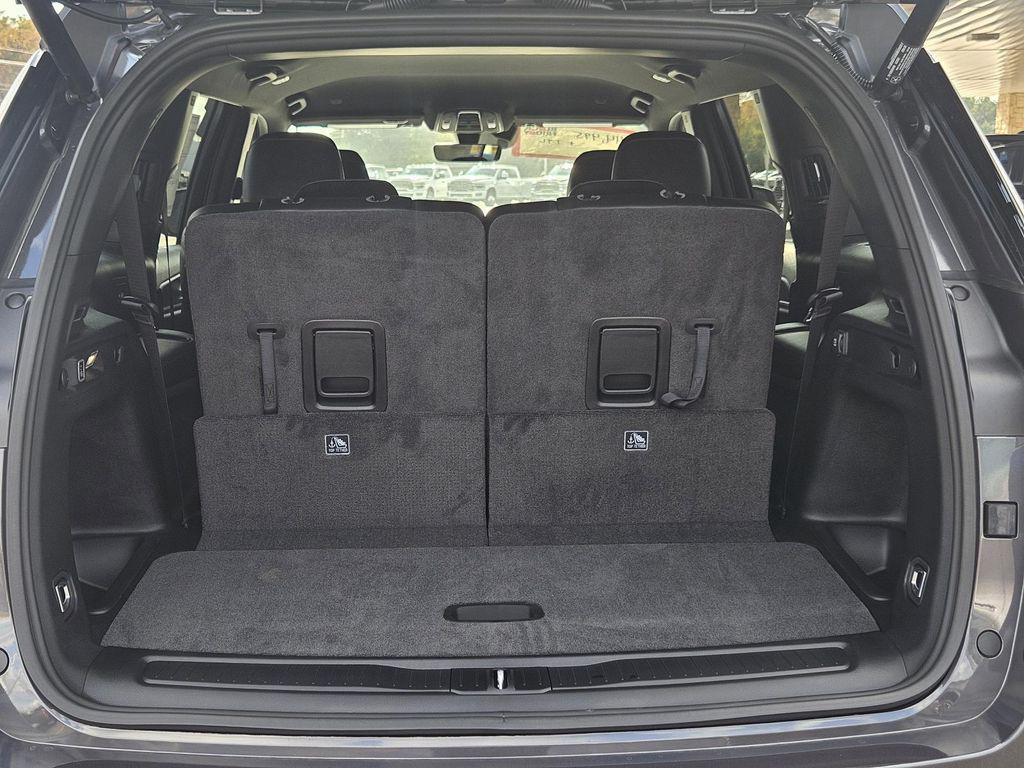 new 2025 Jeep Grand Cherokee L car, priced at $46,995