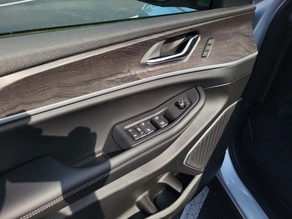 new 2025 Jeep Grand Cherokee car, priced at $49,530