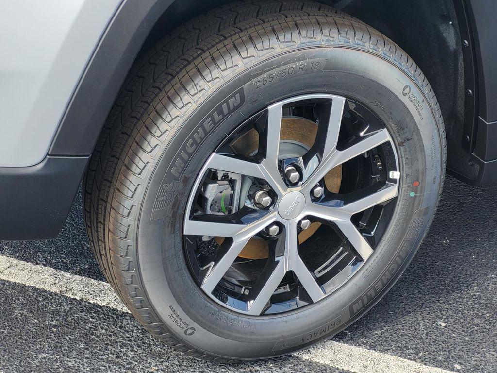 new 2025 Jeep Grand Cherokee car, priced at $49,530