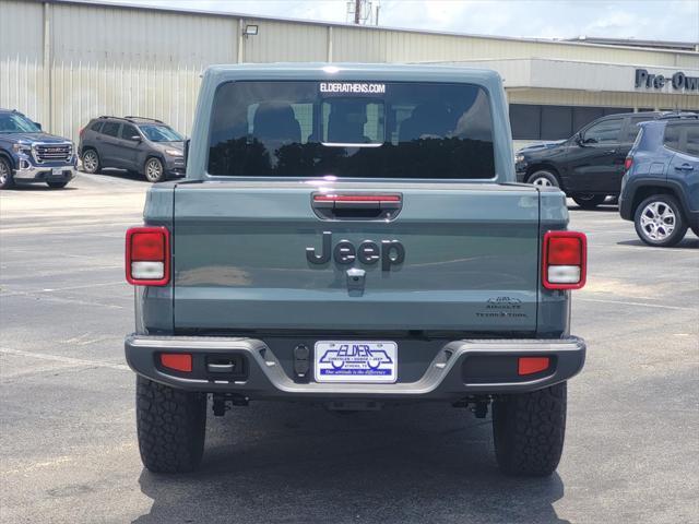 new 2025 Jeep Gladiator car, priced at $43,489