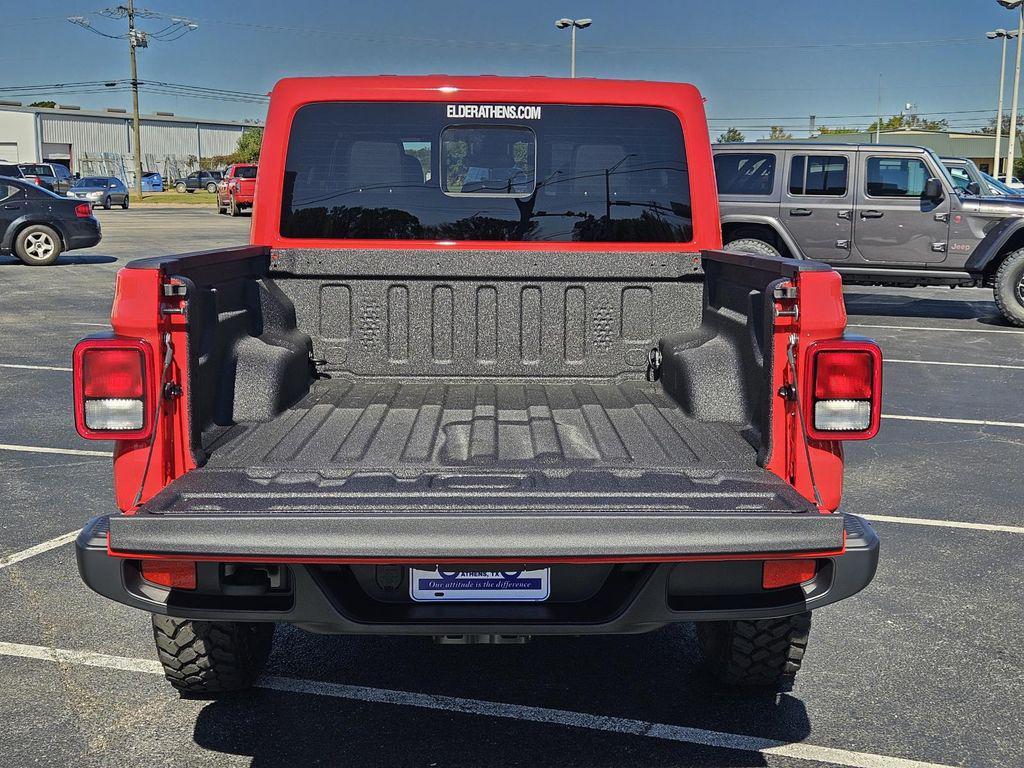 new 2025 Jeep Gladiator car, priced at $47,160