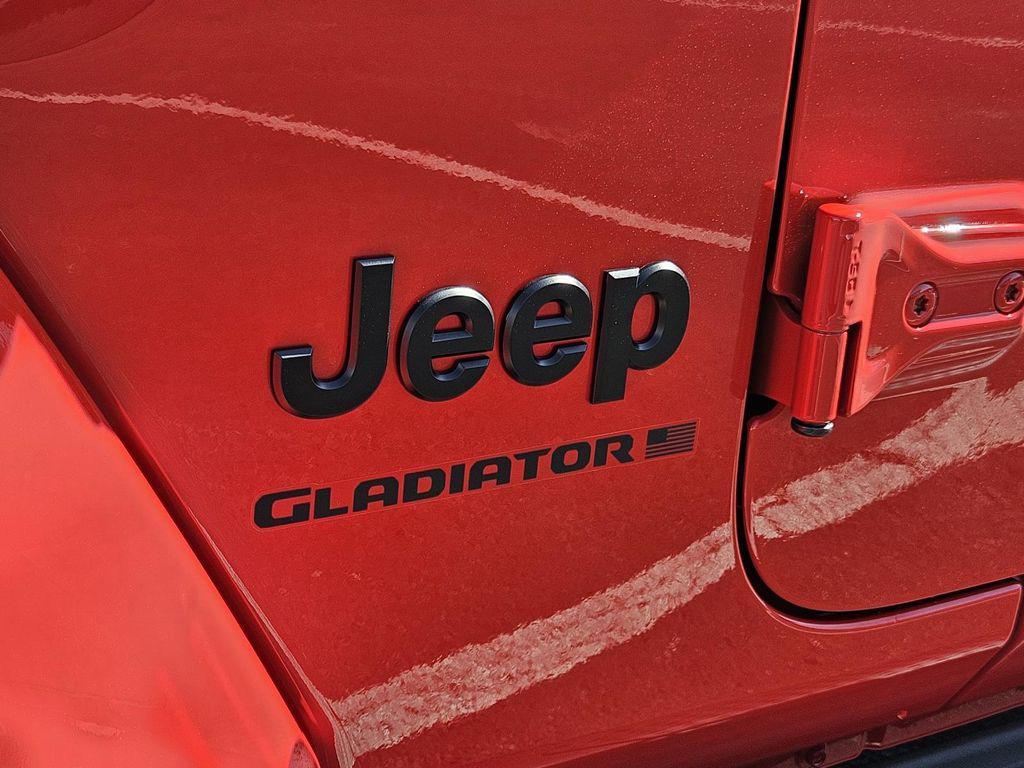 new 2025 Jeep Gladiator car, priced at $47,160